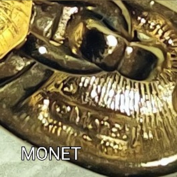 Monet Gold & Black Necklace - Picture 9 of 15